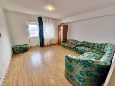 Apartament 3 camere, Racadau