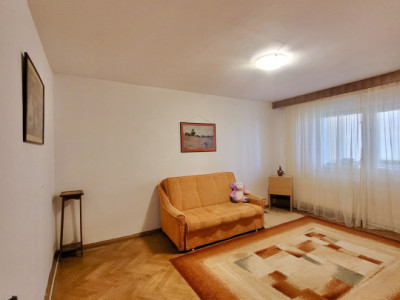 Apartament 3 camere, Astra